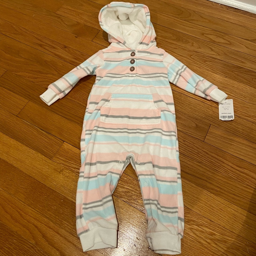 Carter’s fleece suit 9m NWT